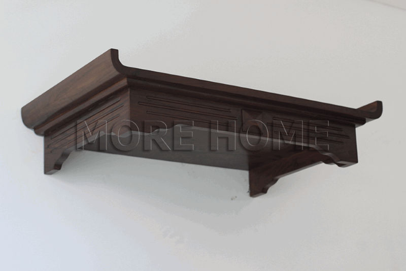 Morehome, nhà sản xuất nội thất, chuyên tạo ra các loại bàn thờ treo tường bằng gỗ óc chó với kích thước tuỳ theo nhu cầu của khách hàng, đảm bảo độ đẹp và chất lượng cao để đáp ứng nhu cầu sử dụng của người dùng.